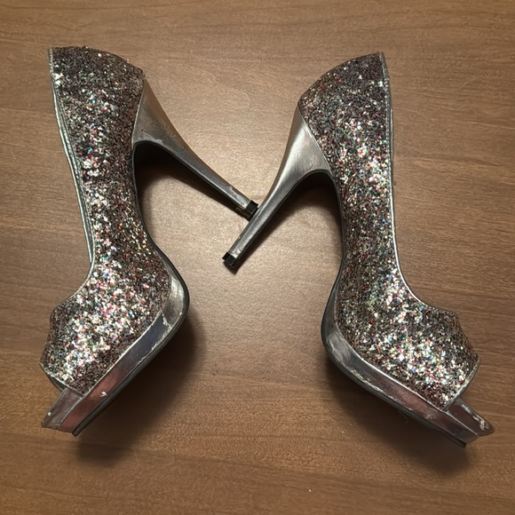 UPDATED Host Pick Silver Multicolor Rainbow Glitter peeptoe platform heel pumps - Picture 15 of 15